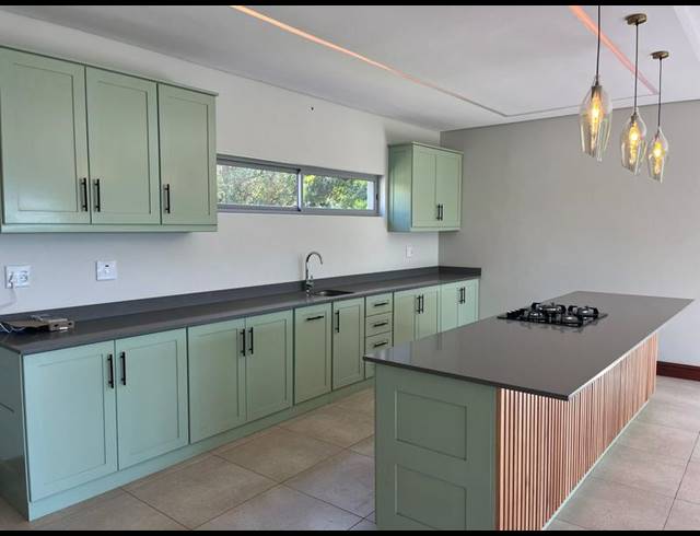 4 BEDROOM HOUSE FOR SALE IN ZINI RIVER ESTATE